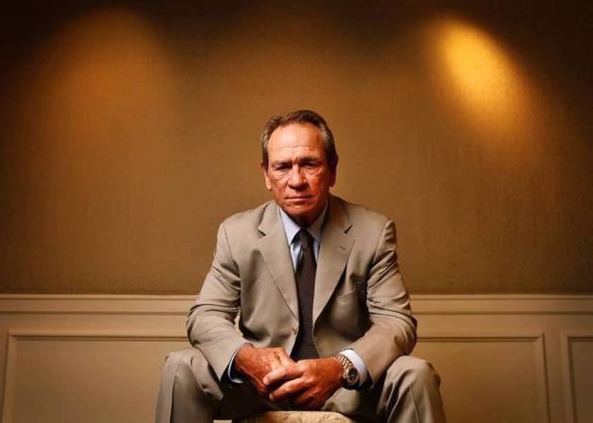 Tommy Lee Jones – That Geek With The Clip-Ons